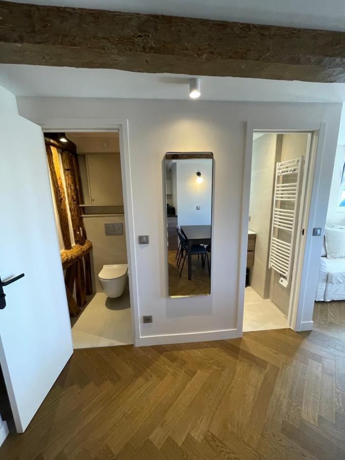 Appartement Les Hirondelles Honfleur Esterno foto